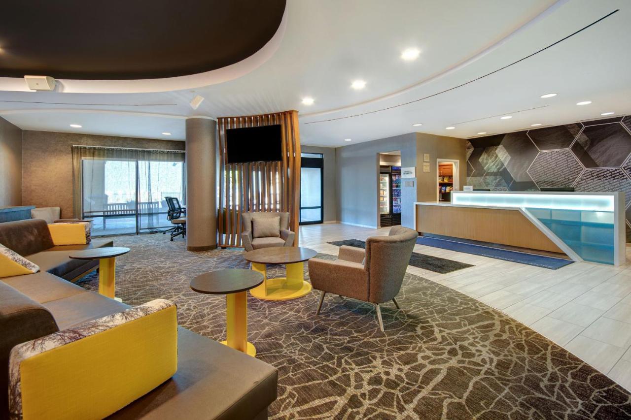 Hotel Springhill Erie