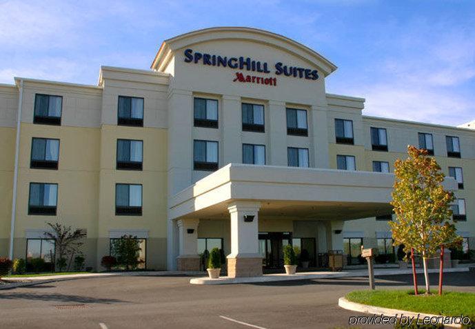 Springhill Erie Hotel