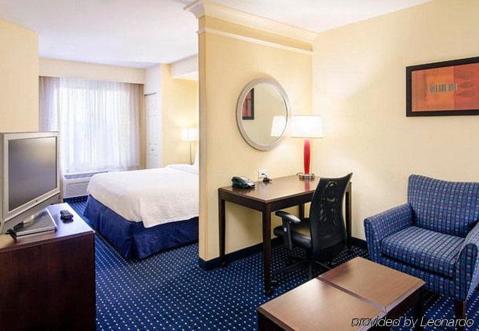 Hotel Springhill Erie Kearsarge
